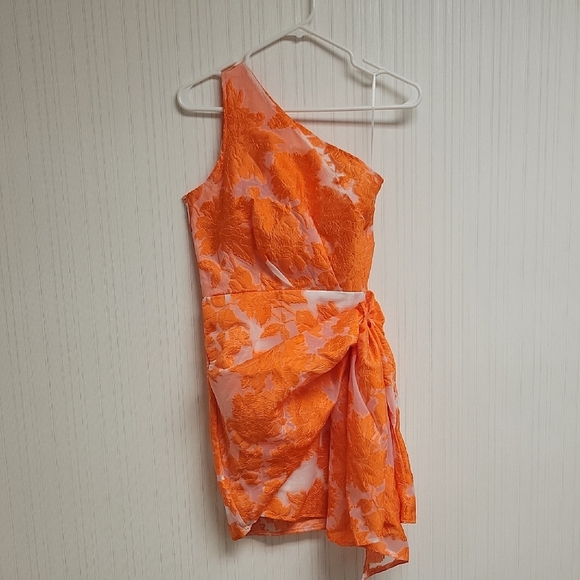 Hello Molly Moving On Out Orange And White One Shoulder Mini Dress Sz 2 - Picture 5 of 9